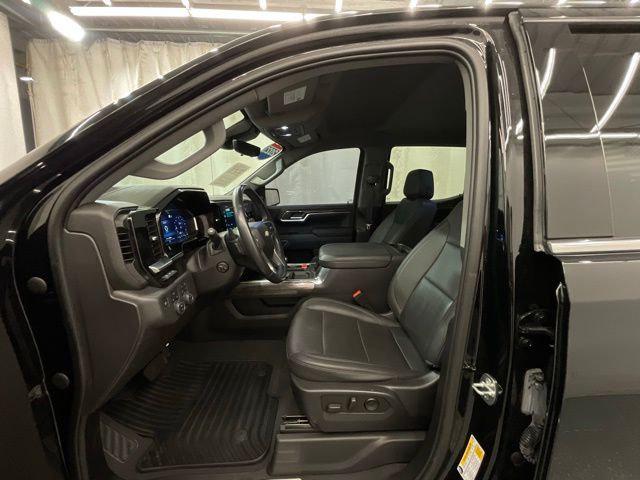 2023 Chevrolet Silverado 1500 4WD Crew Cab Short Bed LTZ