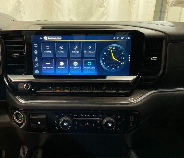 2023 Chevrolet Silverado 1500 4WD Crew Cab Short Bed LTZ