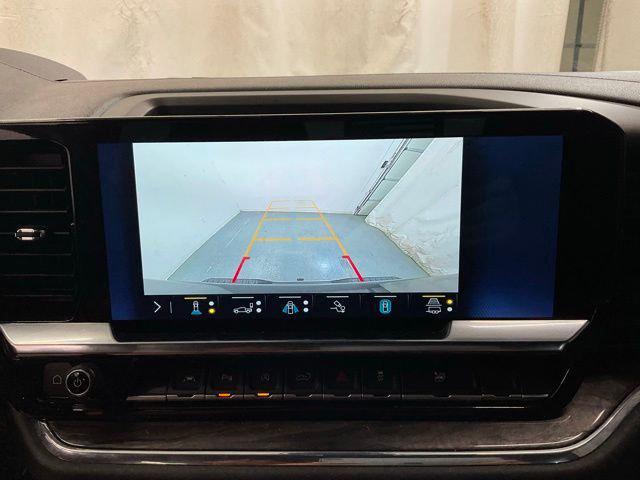 2023 Chevrolet Silverado 1500 4WD Crew Cab Short Bed LTZ
