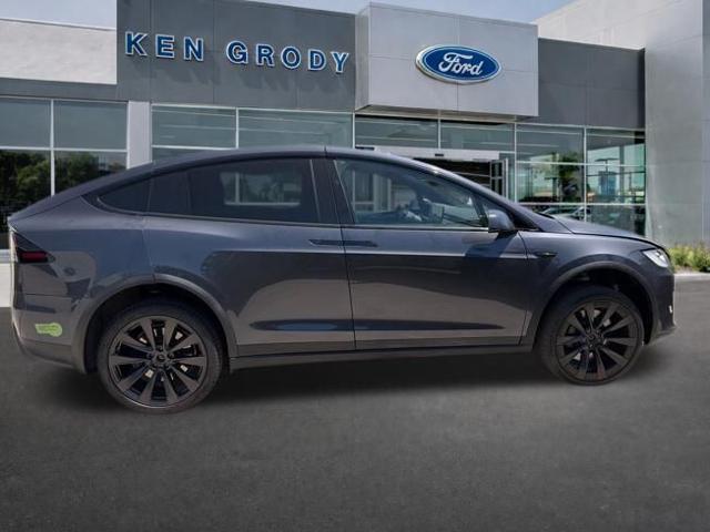 2023 Tesla Model X Standard Range