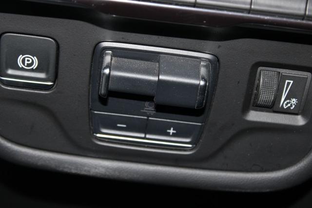 2024 Cadillac Escalade 4WD Sport