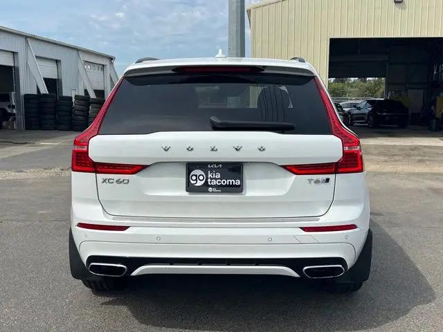 2020 Volvo XC60 T6 R-Design