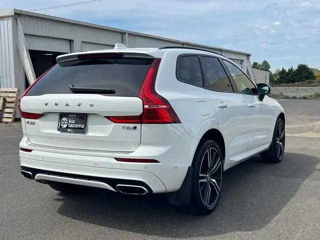 2020 Volvo XC60 T6 R-Design