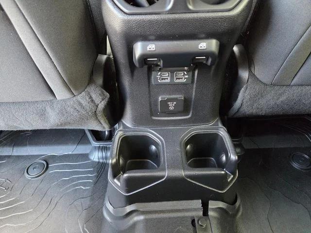 2019 Jeep Wrangler Unlimited Sahara 4x4