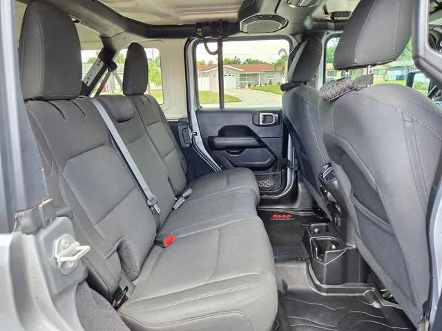 2019 Jeep Wrangler Unlimited Sahara 4x4