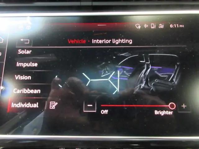 2020 Audi Q8 Premium Plus 55 TFSI quattro Tiptronic