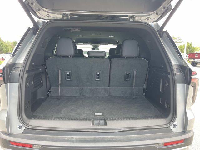 2025 Chevrolet Traverse FWD LT