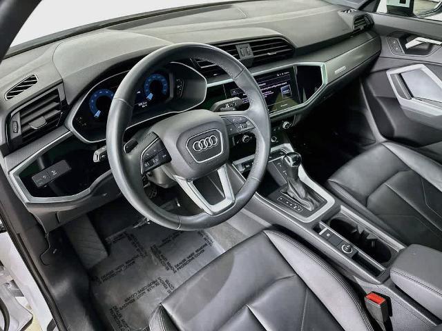 2025 Audi Q3 Premium 45 TFSI S line quattro Tiptronic