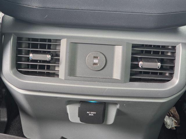 2025 Ford F-150 Flash