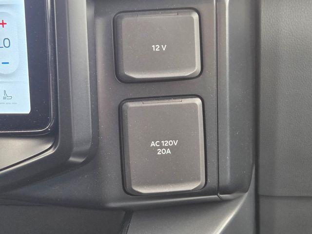 2025 Ford F-150 Flash