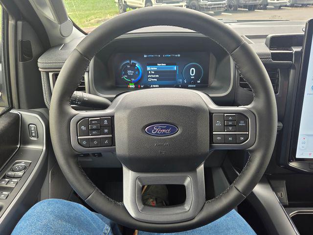 2025 Ford F-150 Flash
