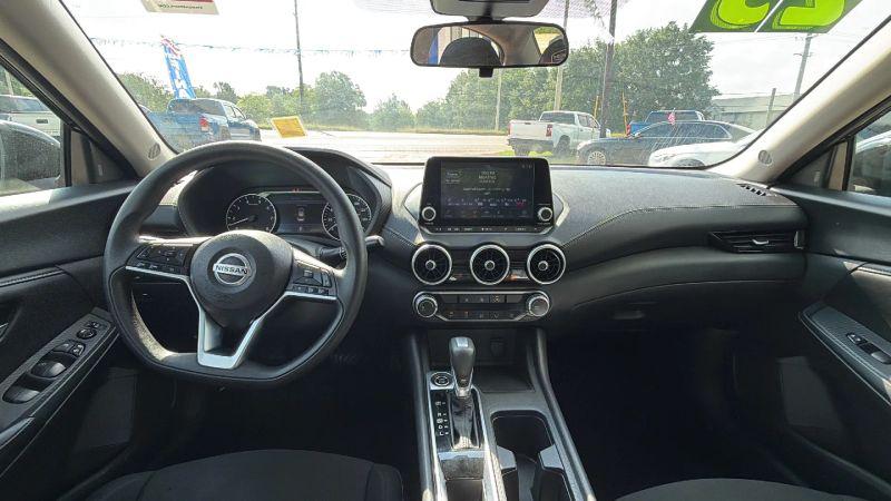 2023 Nissan Sentra SV Xtronic CVT