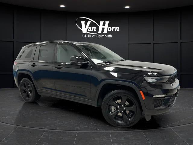 2023 Jeep Grand Cherokee Limited 4x4 for sale in Plymouth, WI