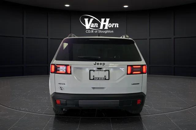2026 Jeep Cherokee Laredo 4x4