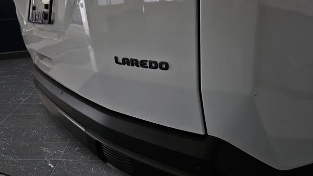 2026 Jeep Cherokee Laredo 4x4