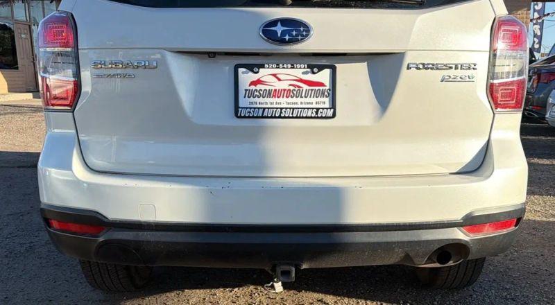 2016 Subaru Forester 2.5i