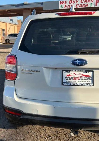 2016 Subaru Forester 2.5i
