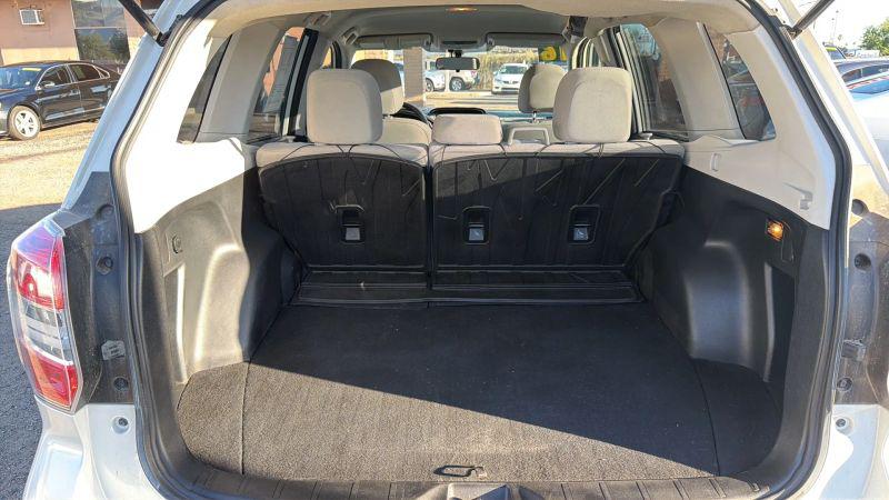 2016 Subaru Forester 2.5i