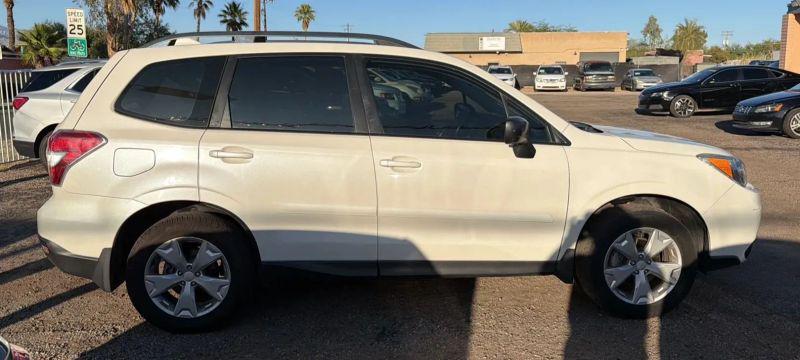 2016 Subaru Forester 2.5i