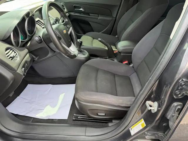 2014 Chevrolet Cruze 1LT Manual