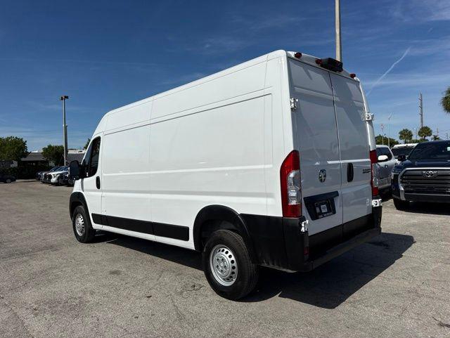 2025 Ram ProMaster 2500 Cargo Van Tradesman High Roof 159" WB w/Pass Seat