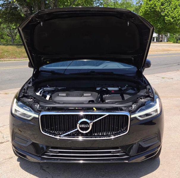 2020 Volvo XC60 T5 Momentum