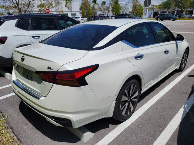 2021 Nissan Altima SL FWD