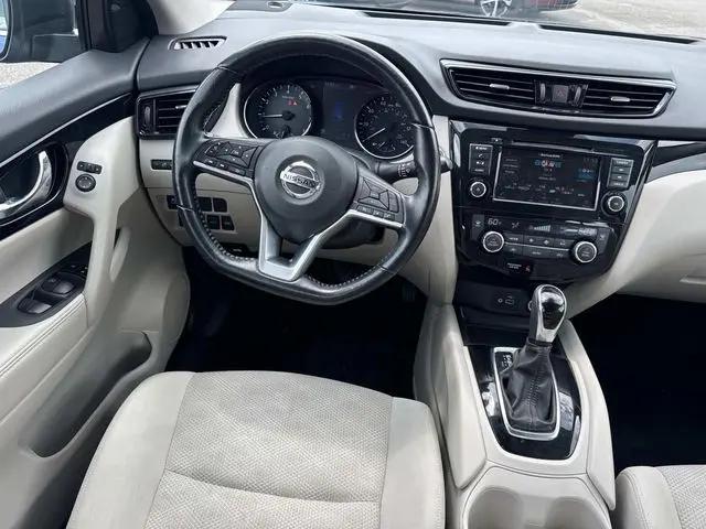 2022 Nissan Rogue Sport SV FWD Xtronic CVT