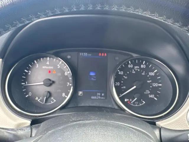 2022 Nissan Rogue Sport SV FWD Xtronic CVT