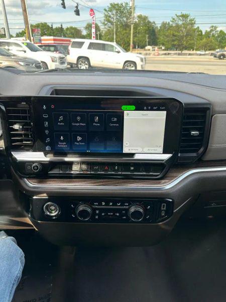 2024 Chevrolet Silverado 1500 4WD Crew Cab Short Bed LT