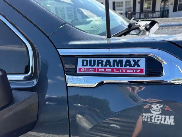 2020 GMC Sierra 2500HD 4WD Crew Cab Standard Bed Denali