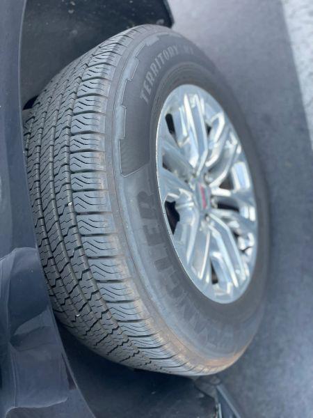2021 GMC Yukon XL 2WD SLT
