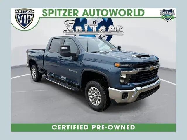 2025 Chevrolet Silverado 2500HD 4WD Crew Cab Standard Bed LT for sale in Amherst, OH