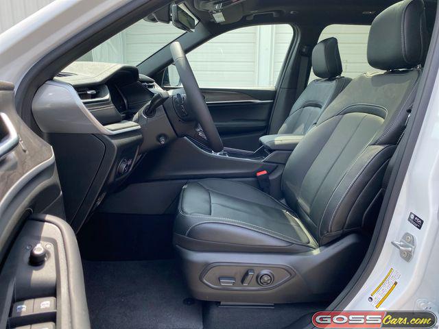 2026 Jeep Grand Cherokee Limited Reserve