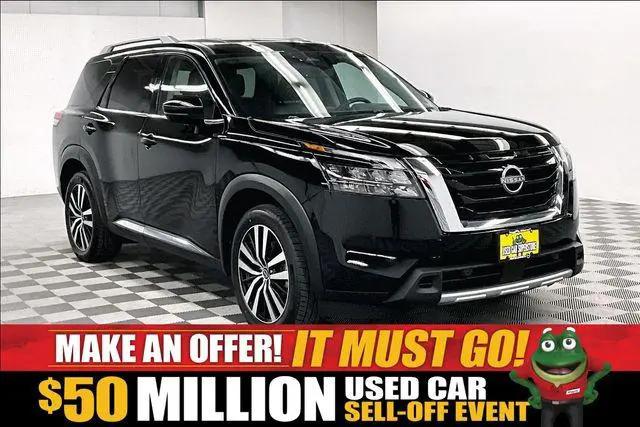 2025 Nissan Pathfinder Platinum 4WD for sale in Herculaneum, MO