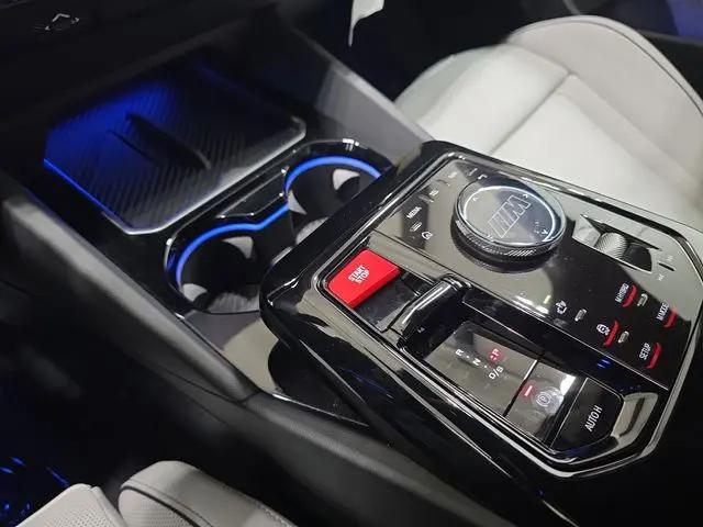 2025 BMW M5 Standard