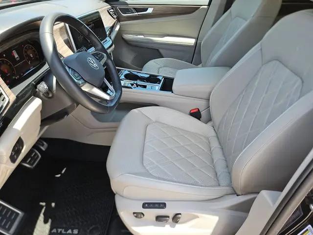 2024 Volkswagen Atlas 2.0T SEL Premium R-Line