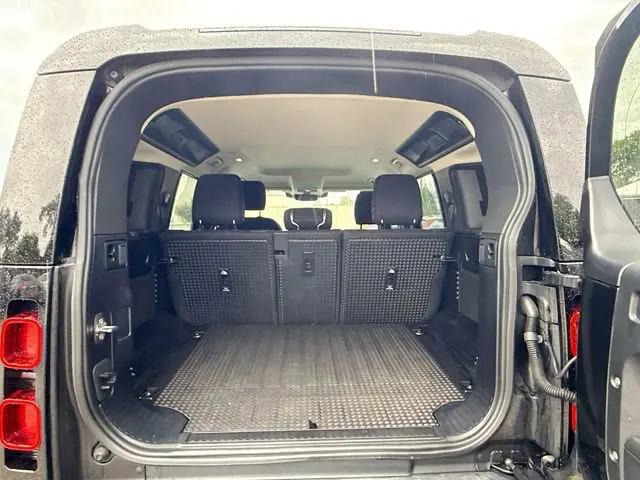 2022 Land Rover Defender 110 Standard