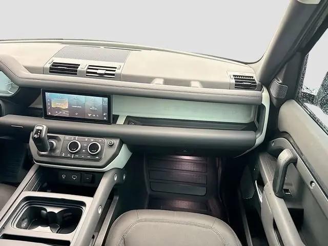 2022 Land Rover Defender 110 Standard