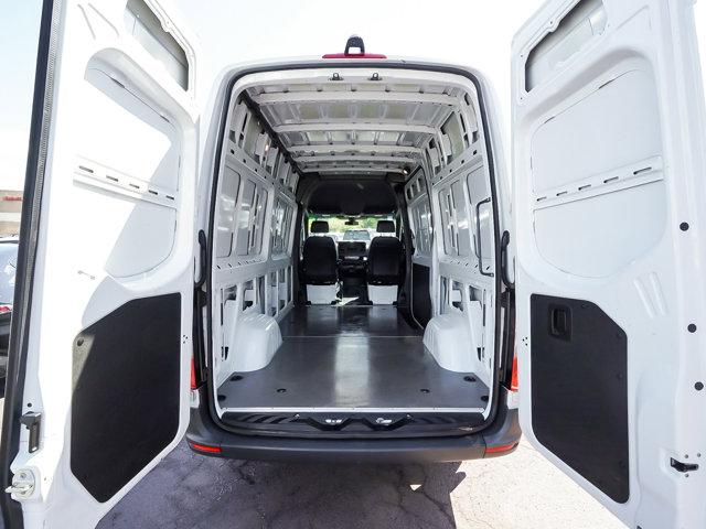 2025 Mercedes-Benz Sprinter 2500 Standard Roof 4-Cyl Diesel