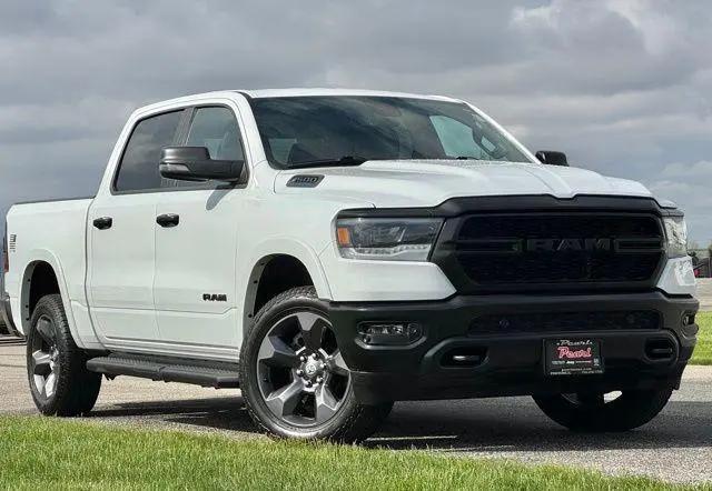 2023 Ram 1500 Big Horn Crew Cab 4x4 57 Box for sale in Peotone, IL