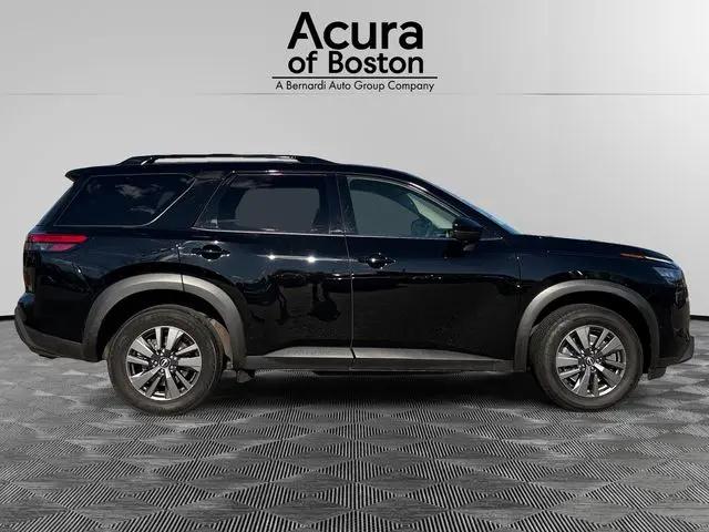 2024 Nissan Pathfinder SV 4WD