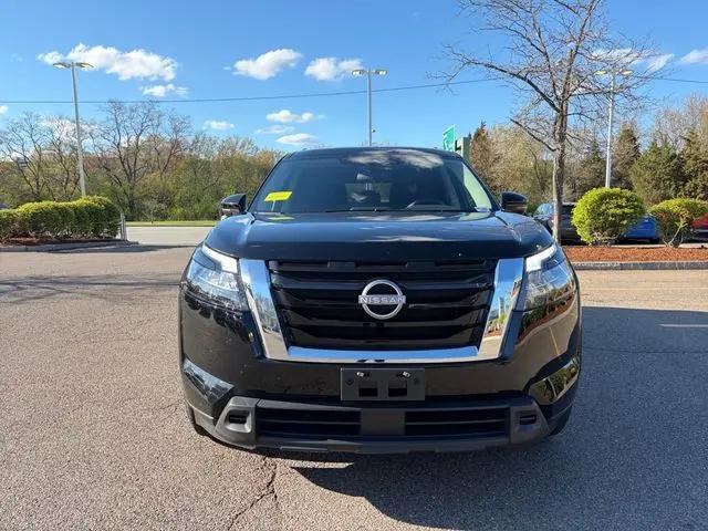 2024 Nissan Pathfinder SV 4WD
