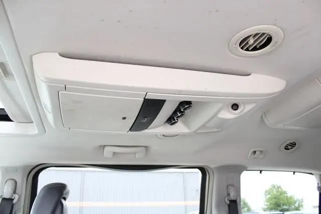 2010 Chrysler Town & Country Touring