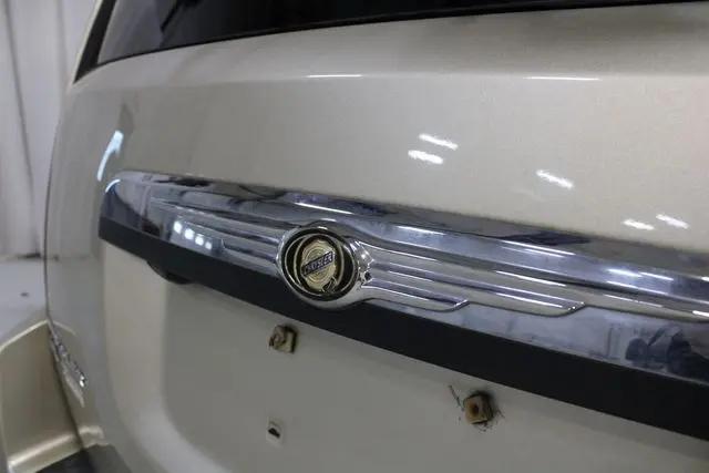 2010 Chrysler Town & Country Touring