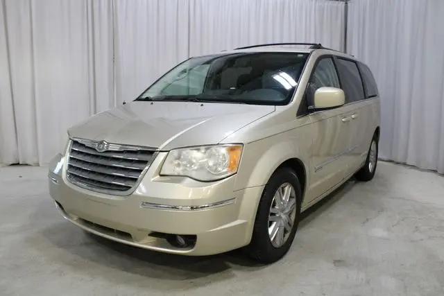 2010 Chrysler Town & Country Touring