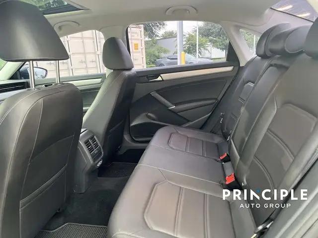 2021 Volkswagen Passat 2.0T SE