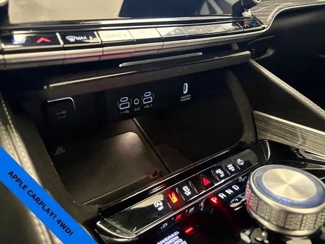 2022 Jeep Wagoneer Series II 4x4