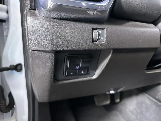 2023 GMC Canyon 2WD Crew Cab Short Box Elevation