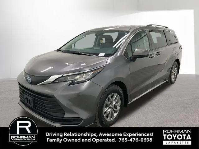 2023 Toyota Sienna LE for sale in Lafayette, IN